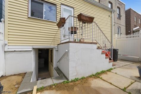 813 20TH Street Union NJ 07087