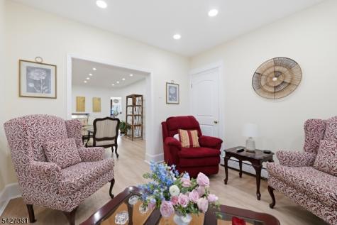 813 20TH Street Union NJ 07087