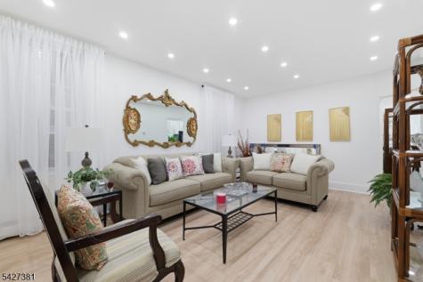 813 20TH Street Union NJ 07087