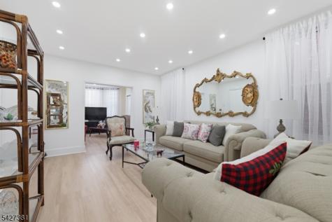 813 20TH Street Union NJ 07087