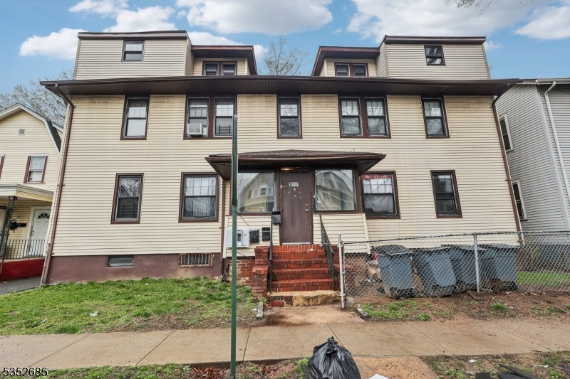 277 S Clinton Street East Orange NJ 07018