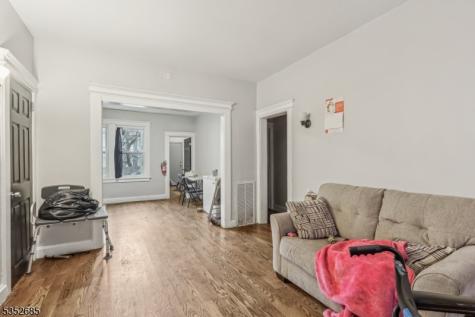 277 S Clinton Street East Orange NJ 07018