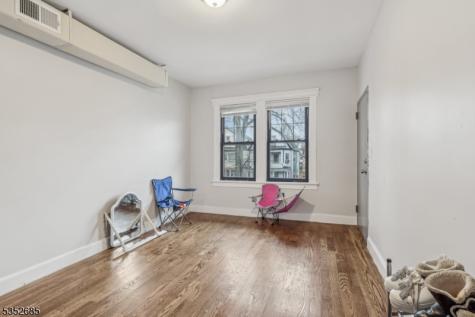 277 S Clinton Street East Orange NJ 07018