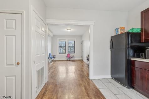 277 S Clinton Street East Orange NJ 07018