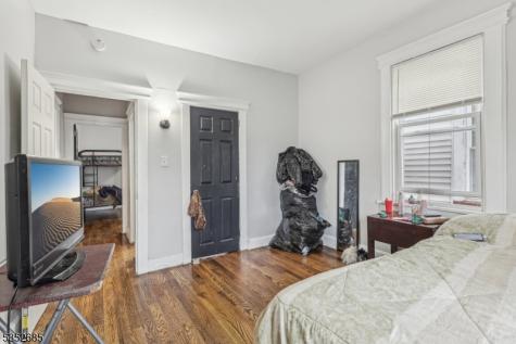 277 S Clinton Street East Orange NJ 07018