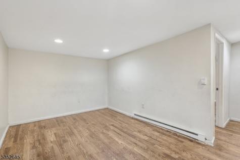 277 S Clinton Street East Orange NJ 07018