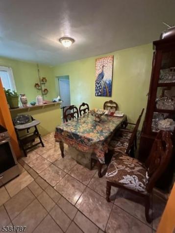 323 N 7th Street Newark NJ 07107