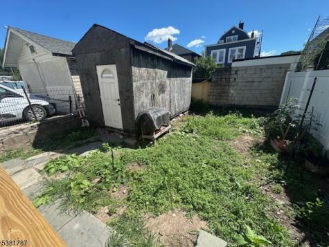 323 N 7th Street Newark NJ 07107