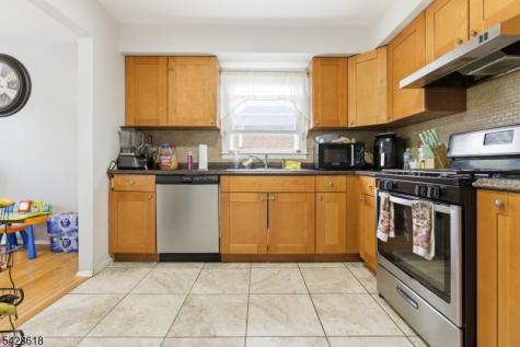 1129 E Henry Street Linden NJ 07036
