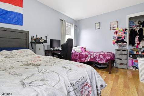 1129 E Henry Street Linden NJ 07036