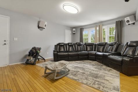 1129 E Henry Street Linden NJ 07036