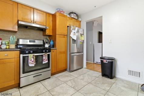1129 E Henry Street Linden NJ 07036