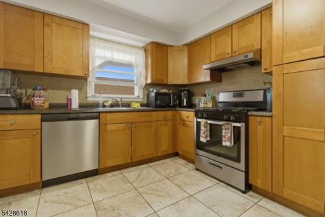 1129 E Henry Street Linden NJ 07036