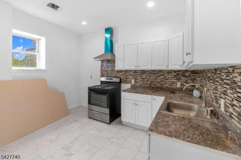 173 3RD Street Elizabeth NJ 07206