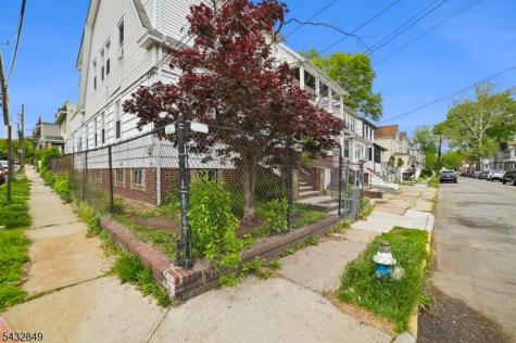 147 Brookside Avenue Irvington NJ 07111
