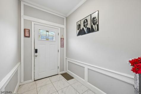 147 Brookside Avenue Irvington NJ 07111