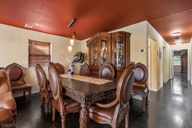 878 Livingston Street Elizabeth NJ 07201