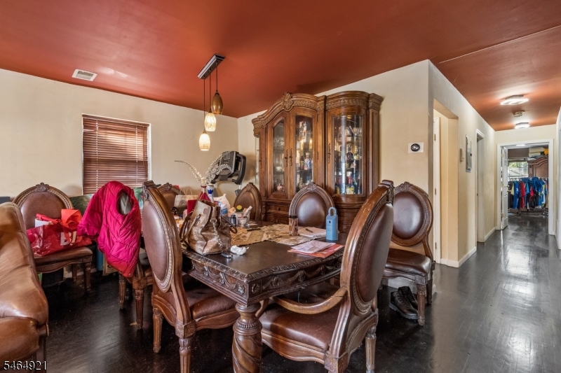 878 Livingston Street Elizabeth NJ 07201