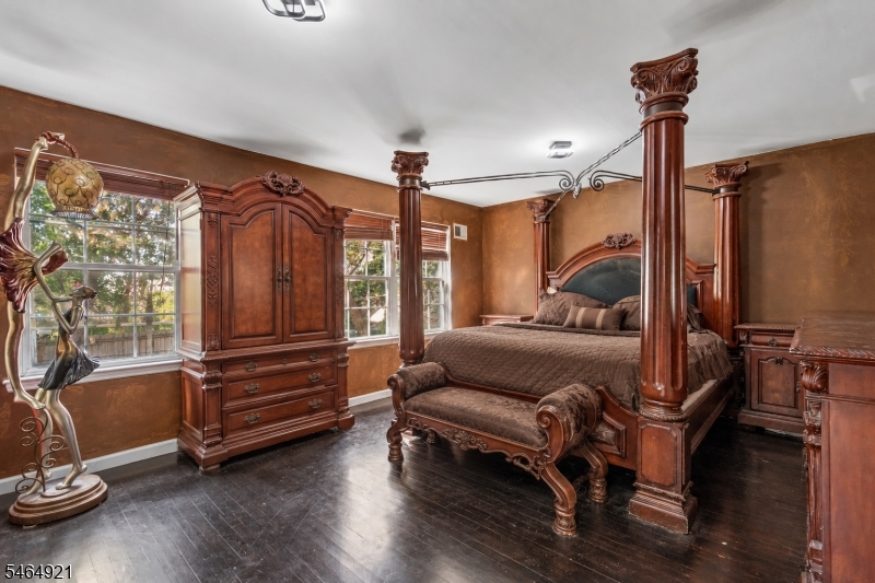 878 Livingston Street Elizabeth NJ 07201