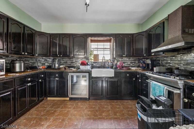 878 Livingston Street Elizabeth NJ 07201