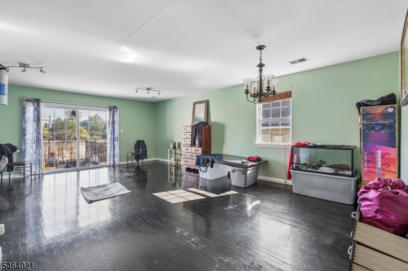 878 Livingston Street Elizabeth NJ 07201