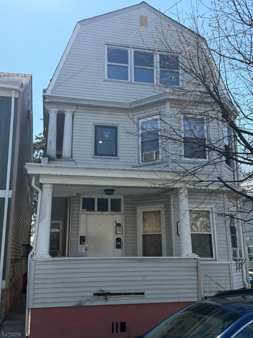 164 N 3rd Street Paterson NJ 07522