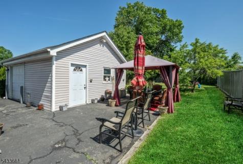 50 Chestnut Street Belleville NJ 07109