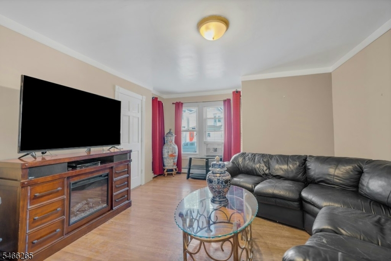 131 Steuben Street East Orange NJ 07018