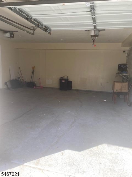 737 S 12th Street Newark NJ 07103