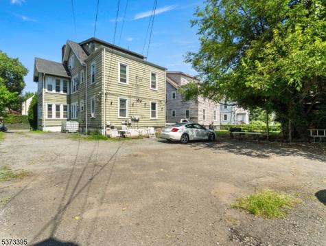 98 Ashland Avenue East Orange NJ 07017