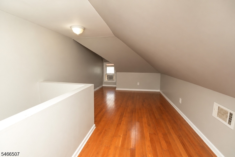 179 Vermont Avenue Newark NJ 07106