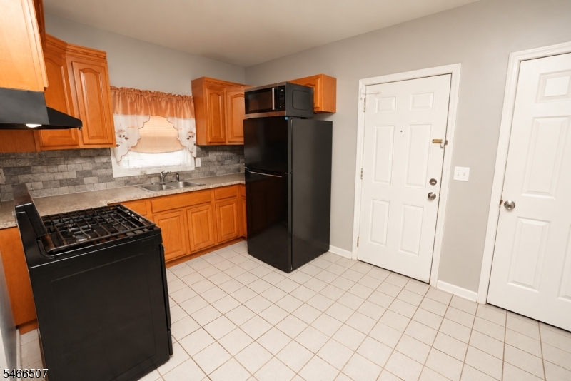 179 Vermont Avenue Newark NJ 07106