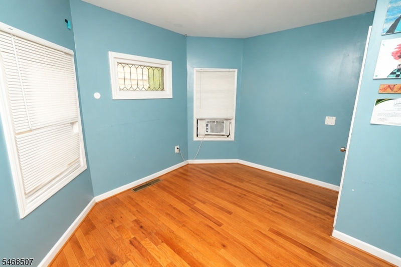 179 Vermont Avenue Newark NJ 07106
