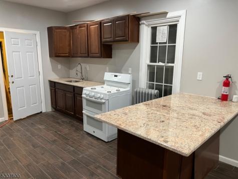 27 Highland Terrace Irvington NJ 07111