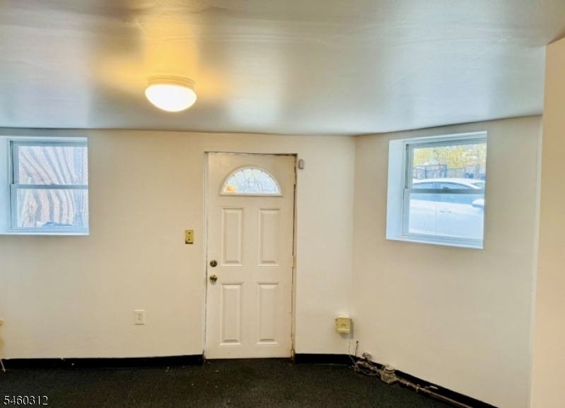 233 Malvern Street Newark NJ 07105