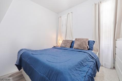 647 S 19th Street Newark NJ 07103