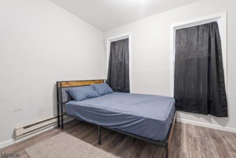 647 S 19th Street Newark NJ 07103