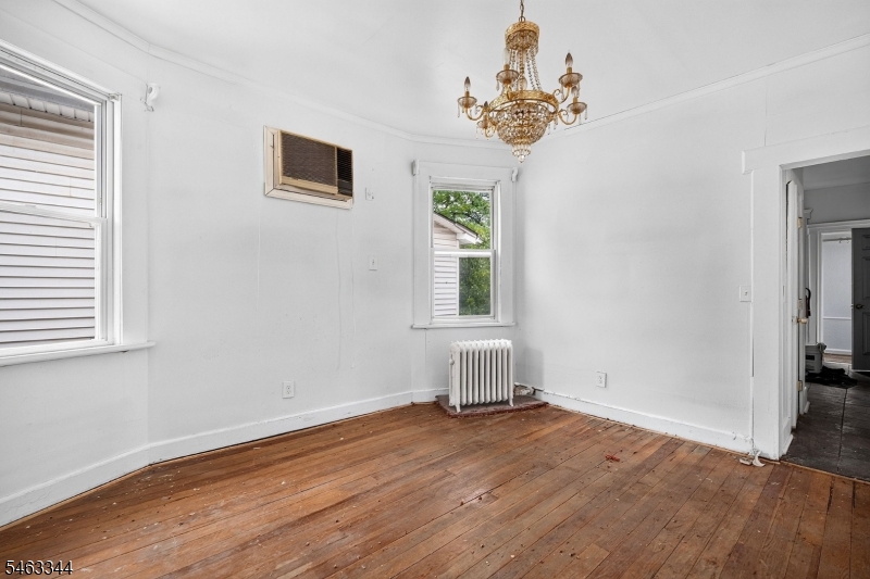590 Walnut Street Elizabeth NJ 07201