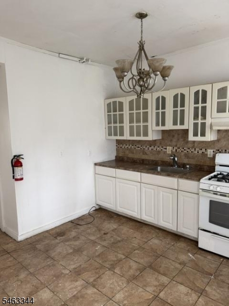 590 Walnut Street Elizabeth NJ 07201