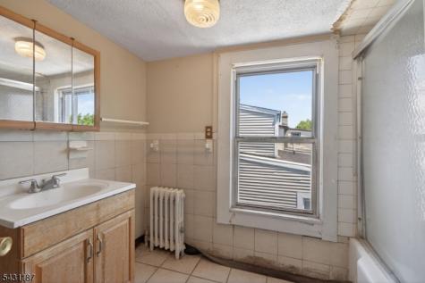 238 Myrtle Avenue Irvington NJ 07111