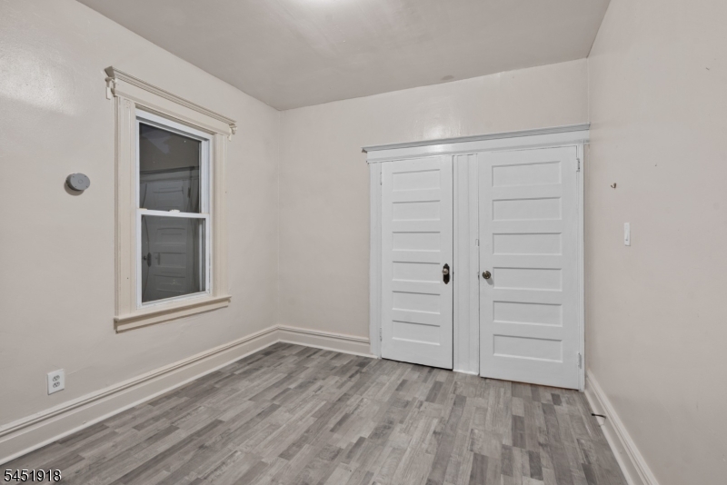 285 Amherst Street East Orange NJ 07018