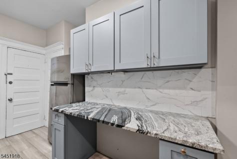 285 Amherst Street East Orange NJ 07018