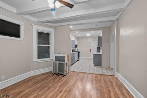 285 Amherst Street East Orange NJ 07018