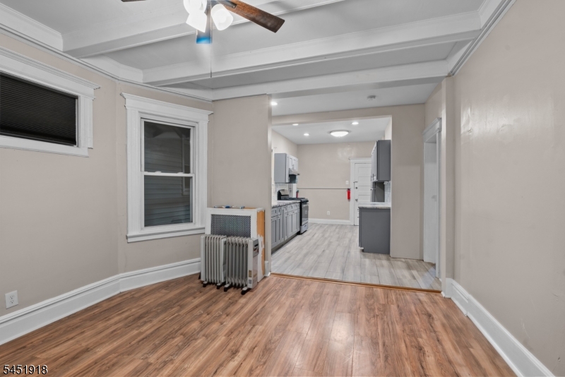 285 Amherst Street East Orange NJ 07018