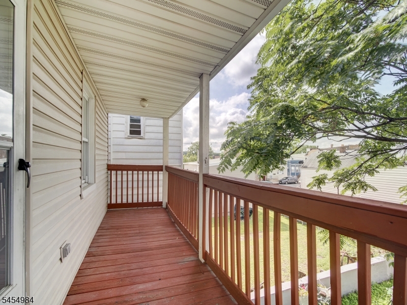 71 Honiss Street Belleville NJ 07109