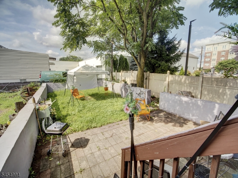 71 Honiss Street Belleville NJ 07109