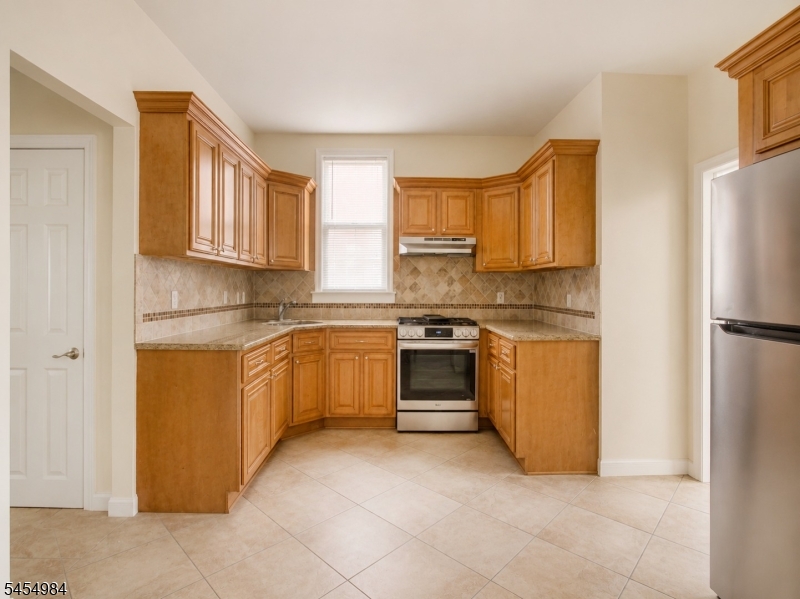 71 Honiss Street Belleville NJ 07109