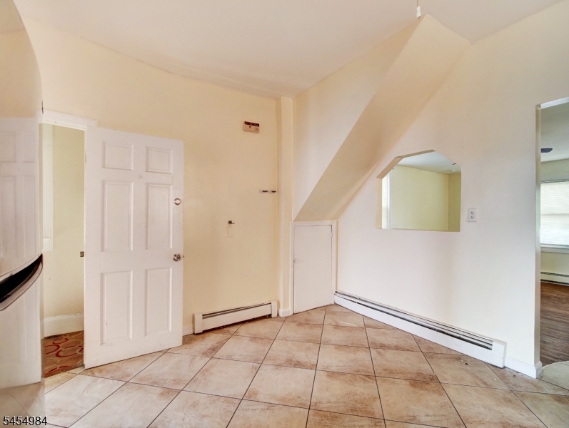 71 Honiss Street Belleville NJ 07109