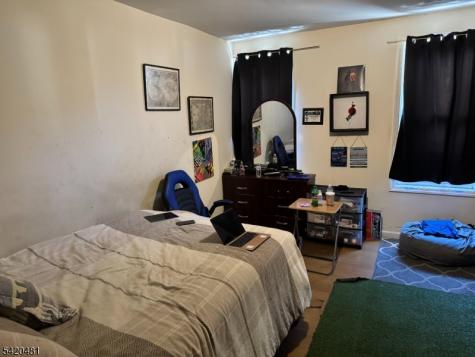65 Stone Street Newark NJ 07104