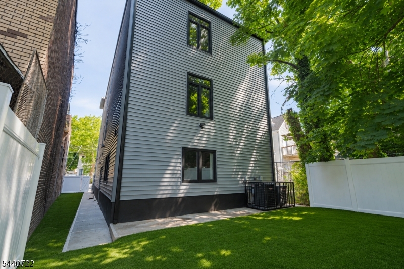 393 Myrtle Avenue Irvington NJ 07111